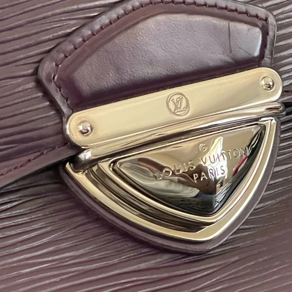 Louis Vuitton | Cassis Epi Eugenie Portefeuille Trifold Wallet
